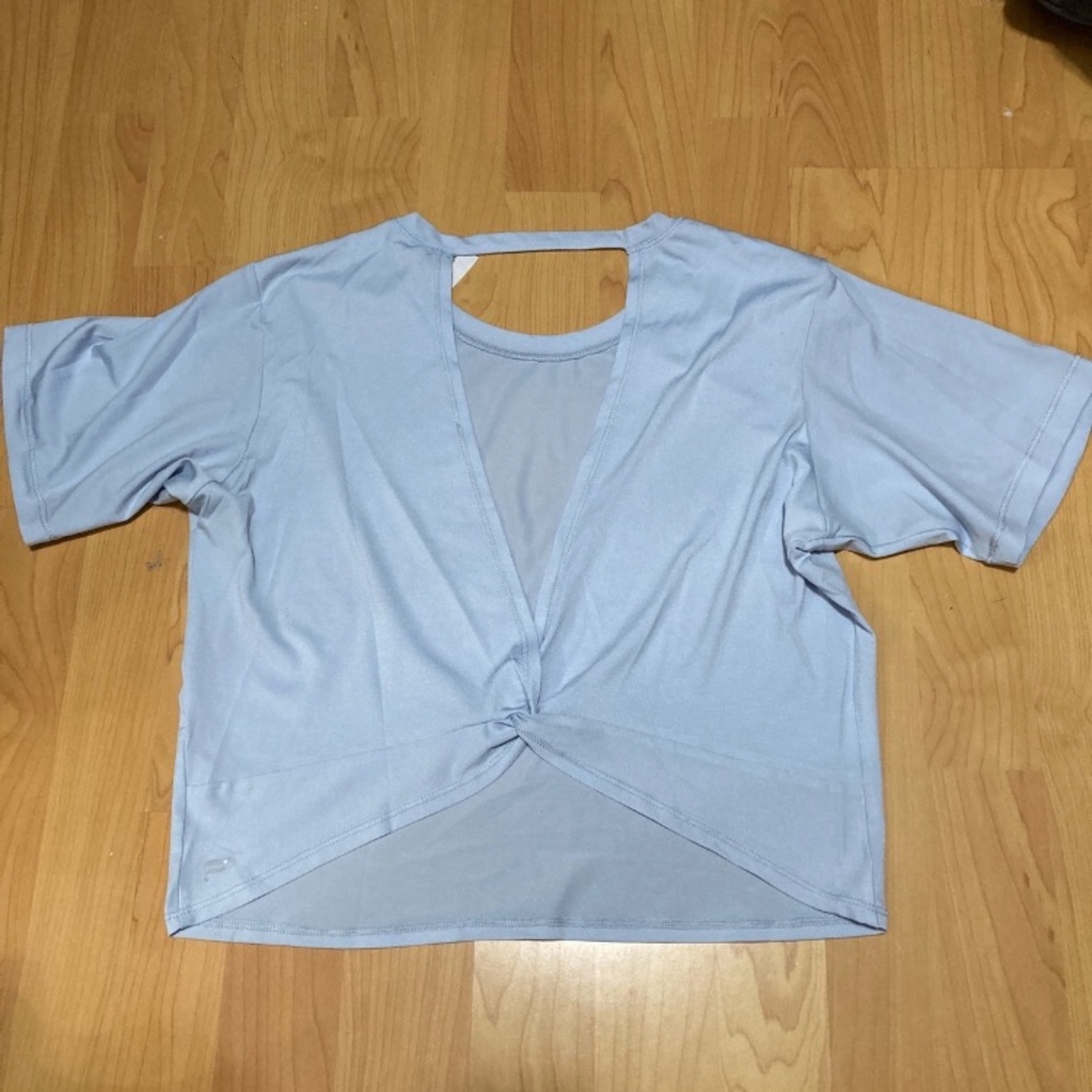 Fabletics low back crop